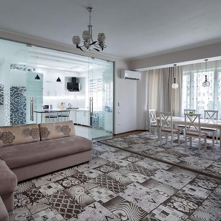 Oloy Apartment Tasjkent Eksteriør bilde